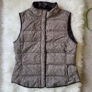 Banana Republic Size L Sleevless Button Up Vest